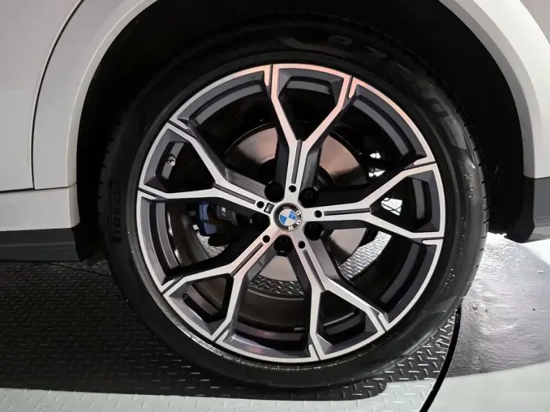 2023 BMW X6 с пробегом 45 328 км