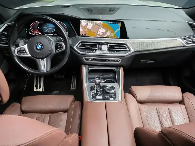 2023 BMW X6 с пробегом 45 328 км