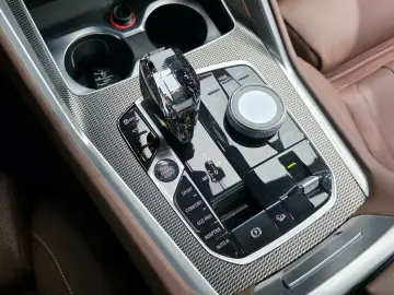 2023 BMW X6 с пробегом 45 328 км