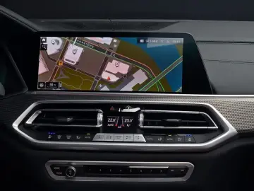 2023 BMW X6 с пробегом 45 328 км