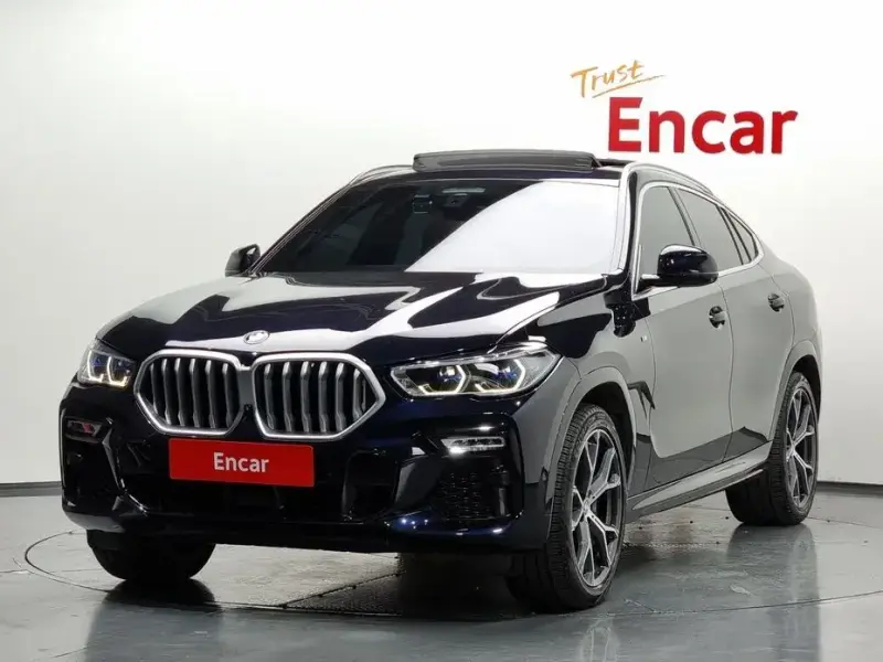 2021 BMW X6 с пробегом 76 059 км