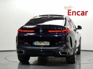 2021 BMW X6 с пробегом 76 059 км
