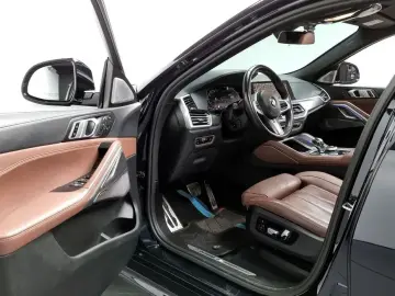 2021 BMW X6 с пробегом 76 059 км
