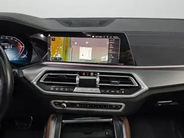 2023 BMW X6 с пробегом 84 493 км