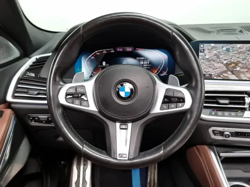 2021 BMW X6 с пробегом 76 059 км