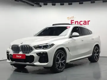 2023 BMW X6 с пробегом 12 307 км