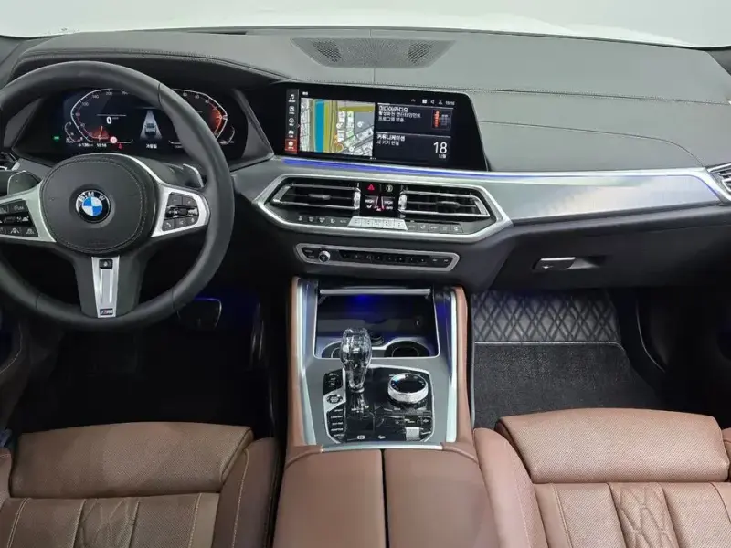 2023 BMW X6 с пробегом 20 584 км