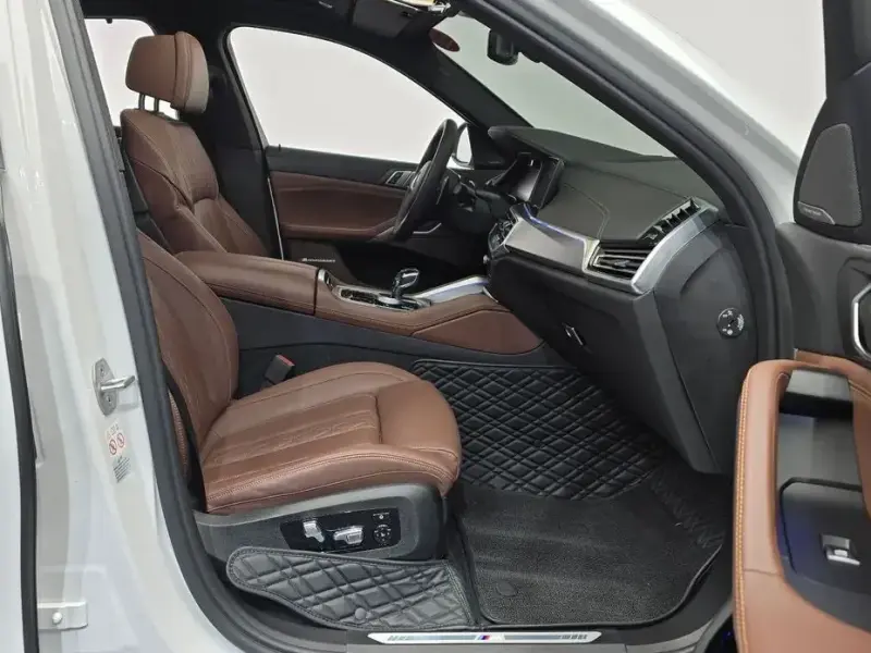 2023 BMW X6 с пробегом 20 584 км