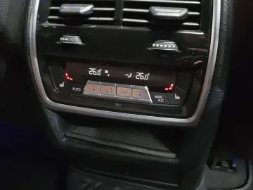 2023 BMW X6 с пробегом 20 584 км
