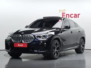 2022 BMW X6 с пробегом 39 028 км