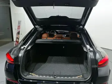 2022 BMW X6 с пробегом 39 028 км