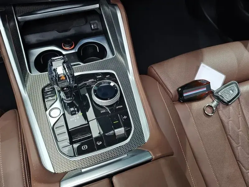 2022 BMW X6 с пробегом 77 128 км