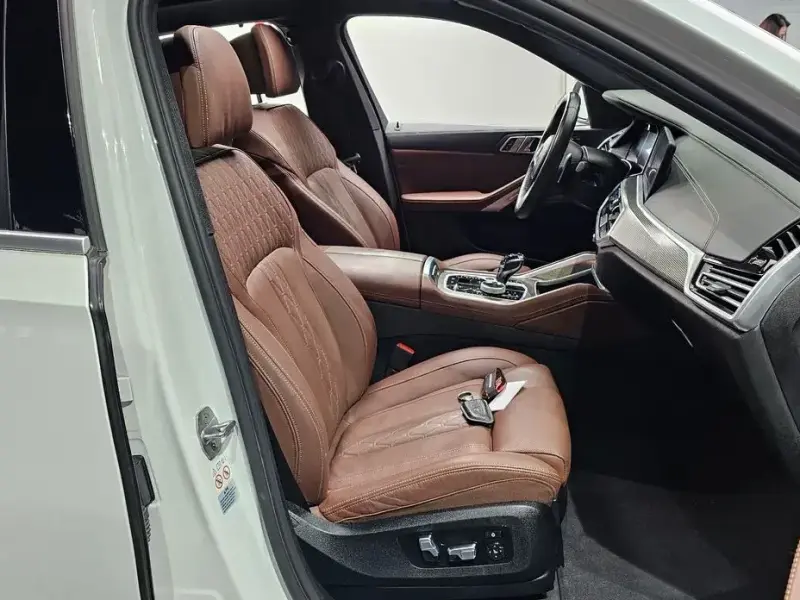 2022 BMW X6 с пробегом 77 128 км