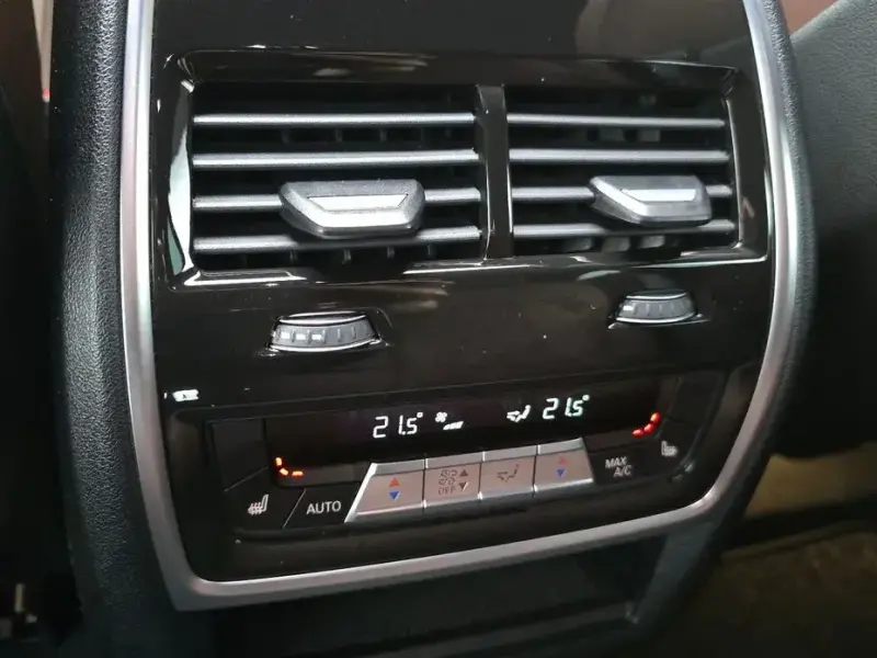 2022 BMW X6 с пробегом 66 425 км