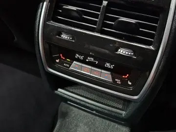 2022 BMW X6 с пробегом 77 128 км