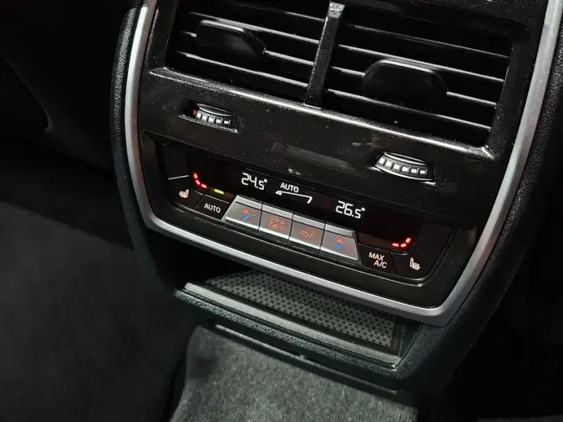 2022 BMW X6 с пробегом 77 128 км