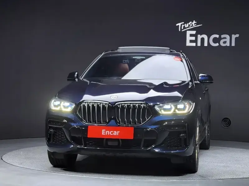 2023 BMW X6 с пробегом 35 704 км