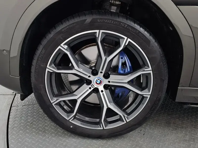 2023 BMW X6 с пробегом 41 163 км