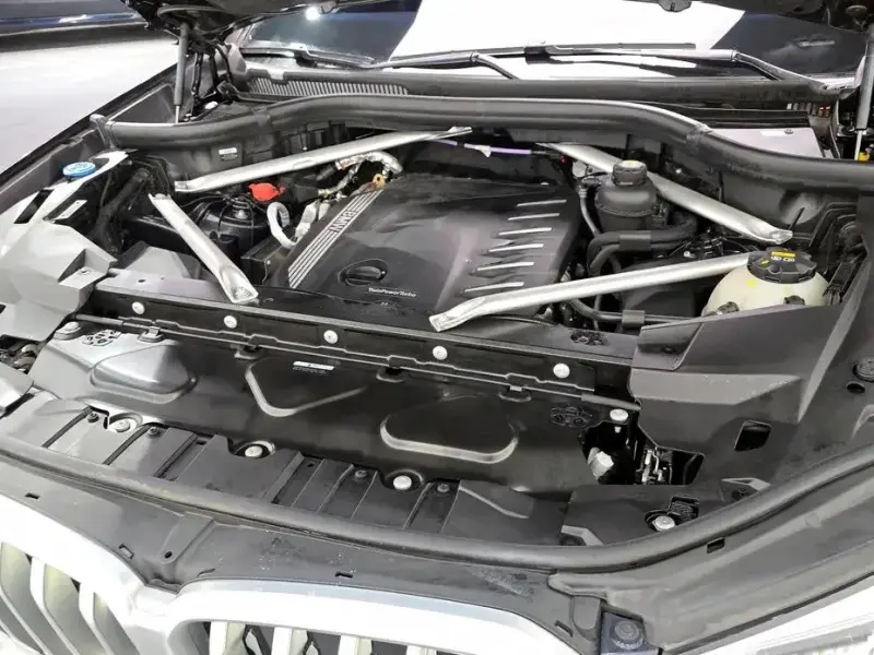 2021 BMW X6 с пробегом 82 593 км