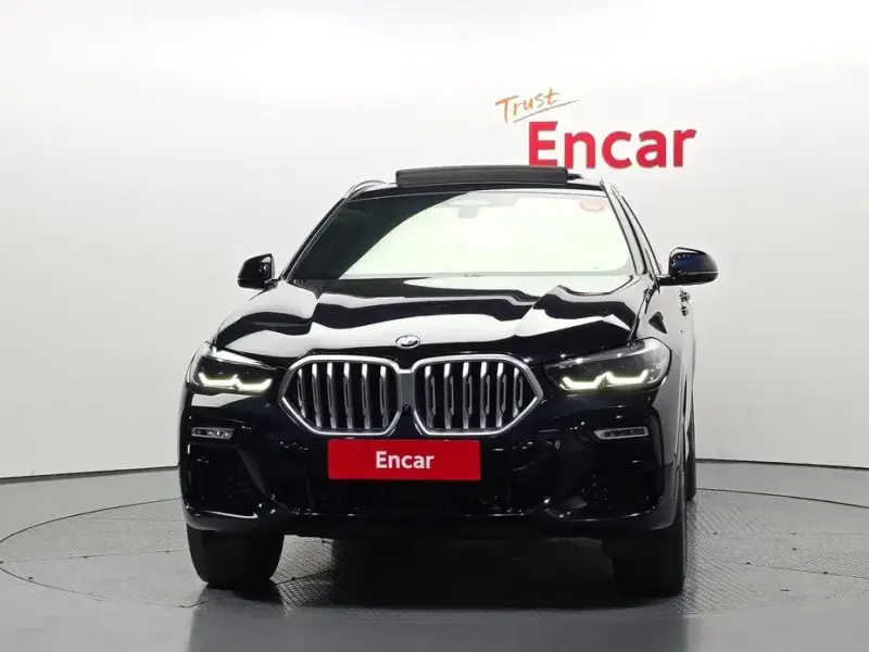 2021 BMW X6 с пробегом 92 862 км