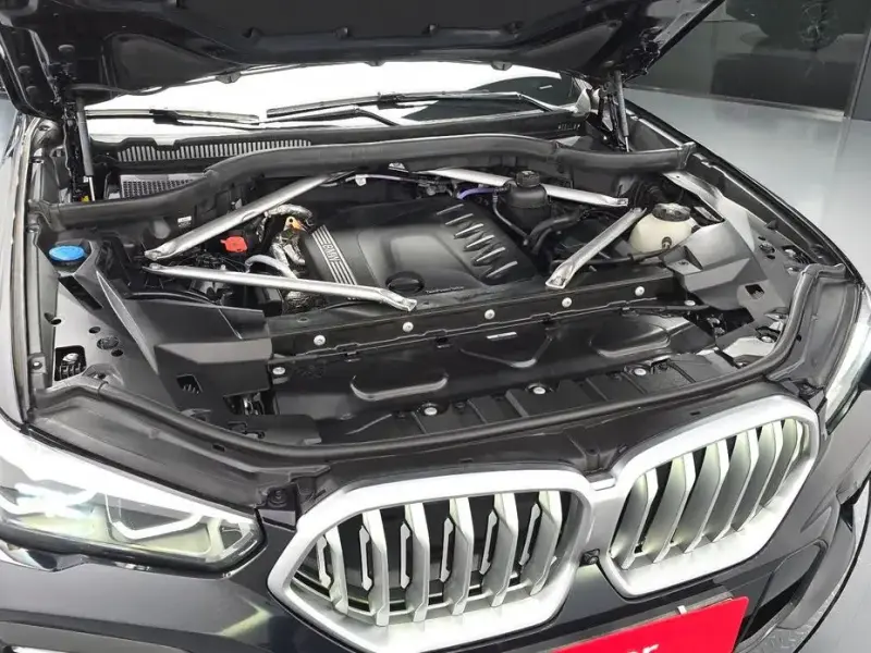 2021 BMW X6 с пробегом 92 862 км