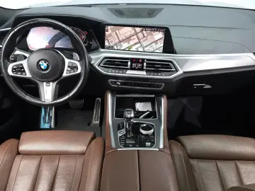 2021 BMW X6 с пробегом 92 862 км