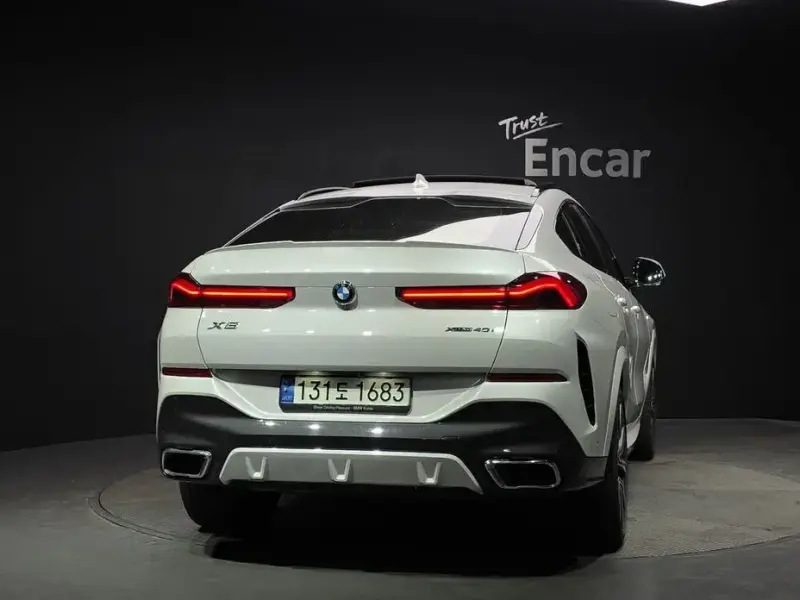 2021 BMW X6 с пробегом 47 174 км
