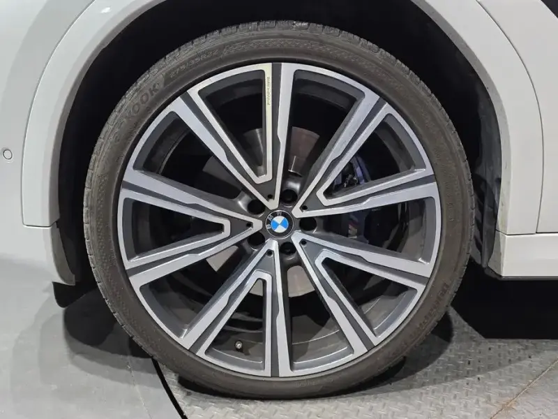 2021 BMW X6 с пробегом 47 174 км