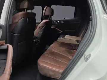 2021 BMW X6 с пробегом 47 174 км