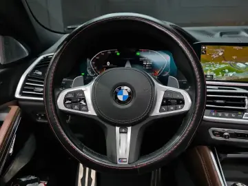 2021 BMW X6 с пробегом 47 174 км
