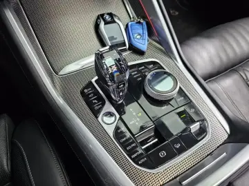 2023 BMW X6 с пробегом 43 820 км