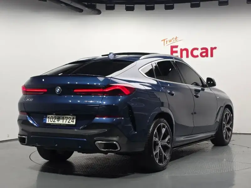 2023 BMW X6 с пробегом 39 182 км
