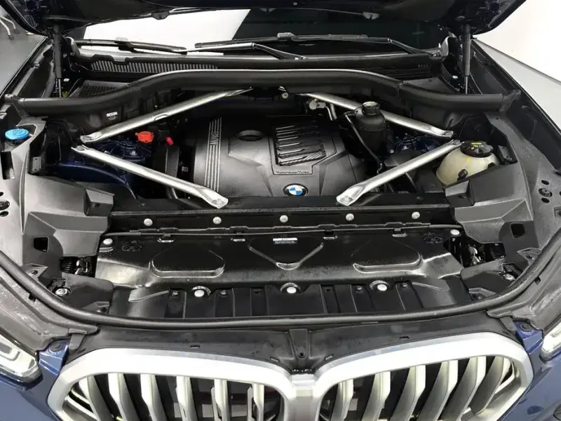 2023 BMW X6 с пробегом 39 182 км