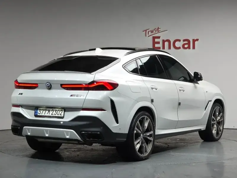 2023 BMW X6 с пробегом 24 345 км