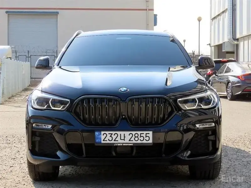 2021 BMW X6 с пробегом 131 977 км