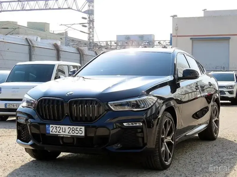 2021 BMW X6 с пробегом 131 977 км