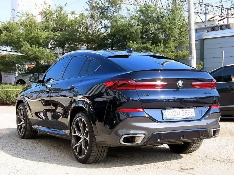 2021 BMW X6 с пробегом 131 977 км