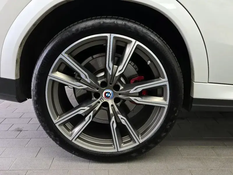 2023 BMW X6 с пробегом 39 175 км
