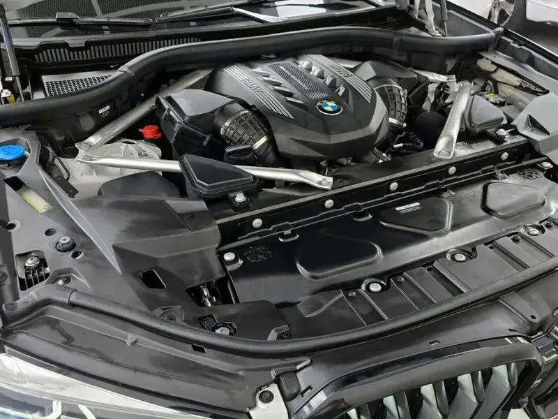 2023 BMW X6 с пробегом 39 175 км
