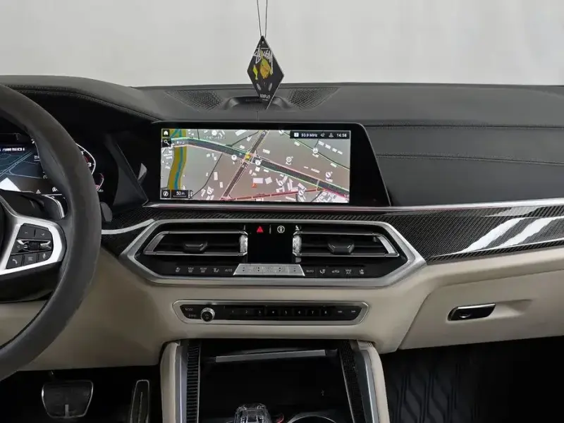 2023 BMW X6 с пробегом 39 175 км