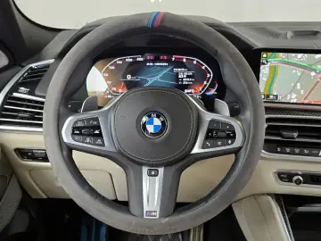 2023 BMW X6 с пробегом 39 175 км