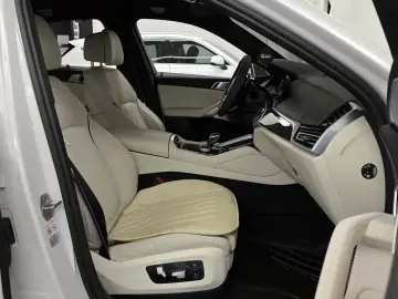 2023 BMW X6 с пробегом 39 175 км