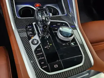 2023 BMW X6 с пробегом 39 017 км
