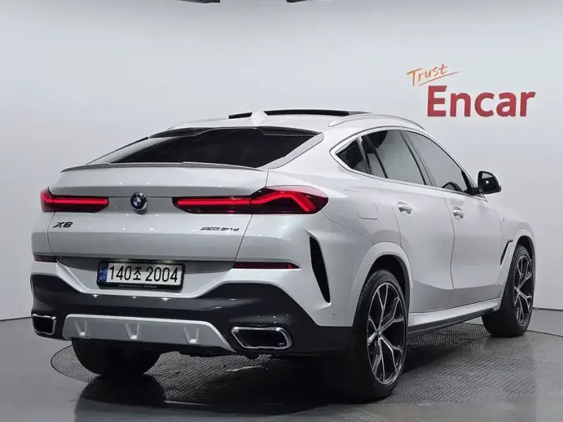 2021 BMW X6 с пробегом 99 261 км