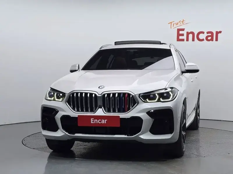 2021 BMW X6 с пробегом 99 261 км