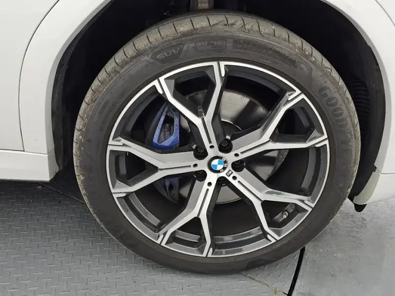 2021 BMW X6 с пробегом 76 410 км