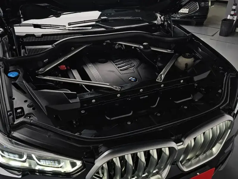 2021 BMW X6 с пробегом 37 828 км