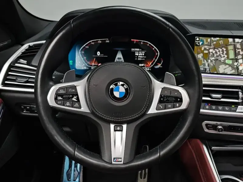 2021 BMW X6 с пробегом 37 828 км