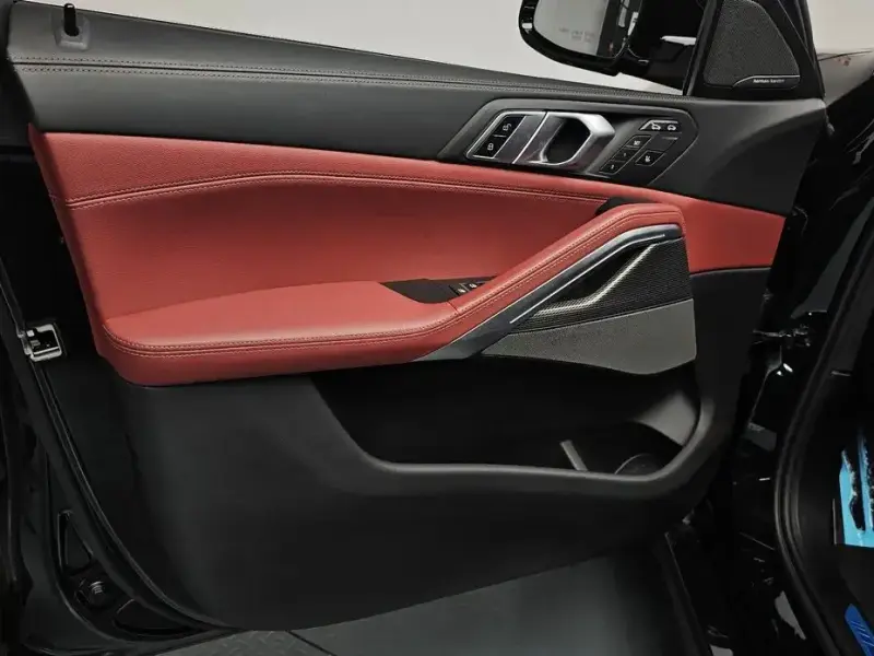 2021 BMW X6 с пробегом 37 828 км