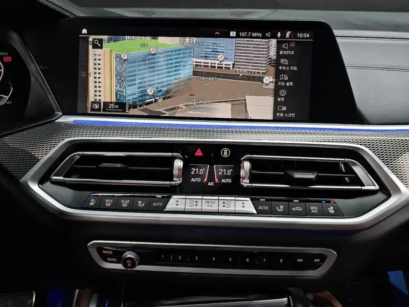 2022 BMW X6 с пробегом 26 082 км